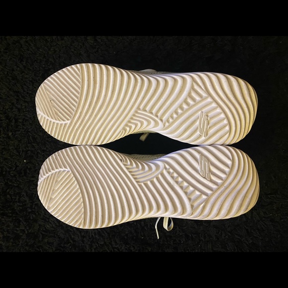 Skechers Mens Ultra Light Size 12 sneaker. Excellent condition work once - Picture 3 of 3